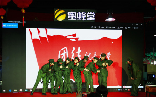 財(cái)務(wù)部照片.jpg 財(cái)務(wù)部照片.jpg